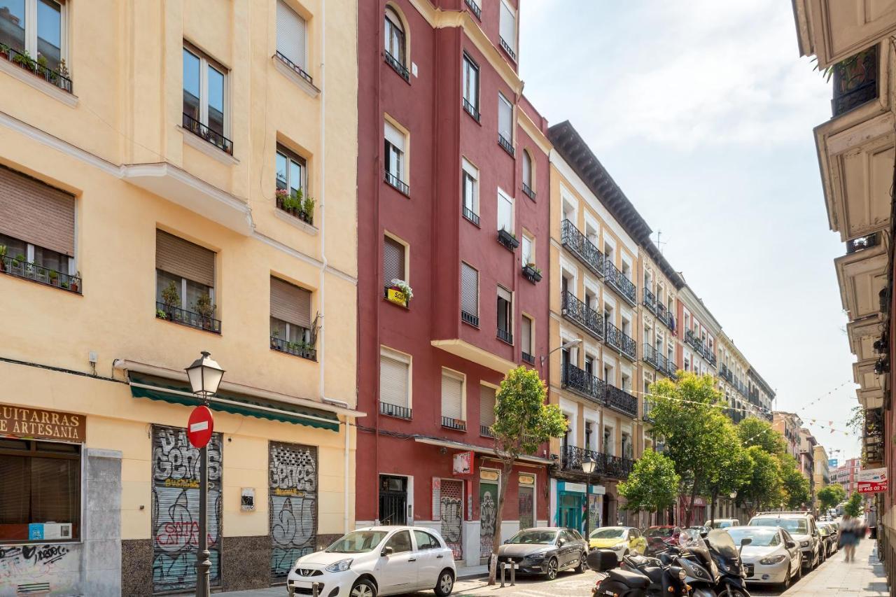 1 Bedroom 1 Bathroom Furnished - Malasana - Cozy & Modern - Mintystay Madrid Exterior photo